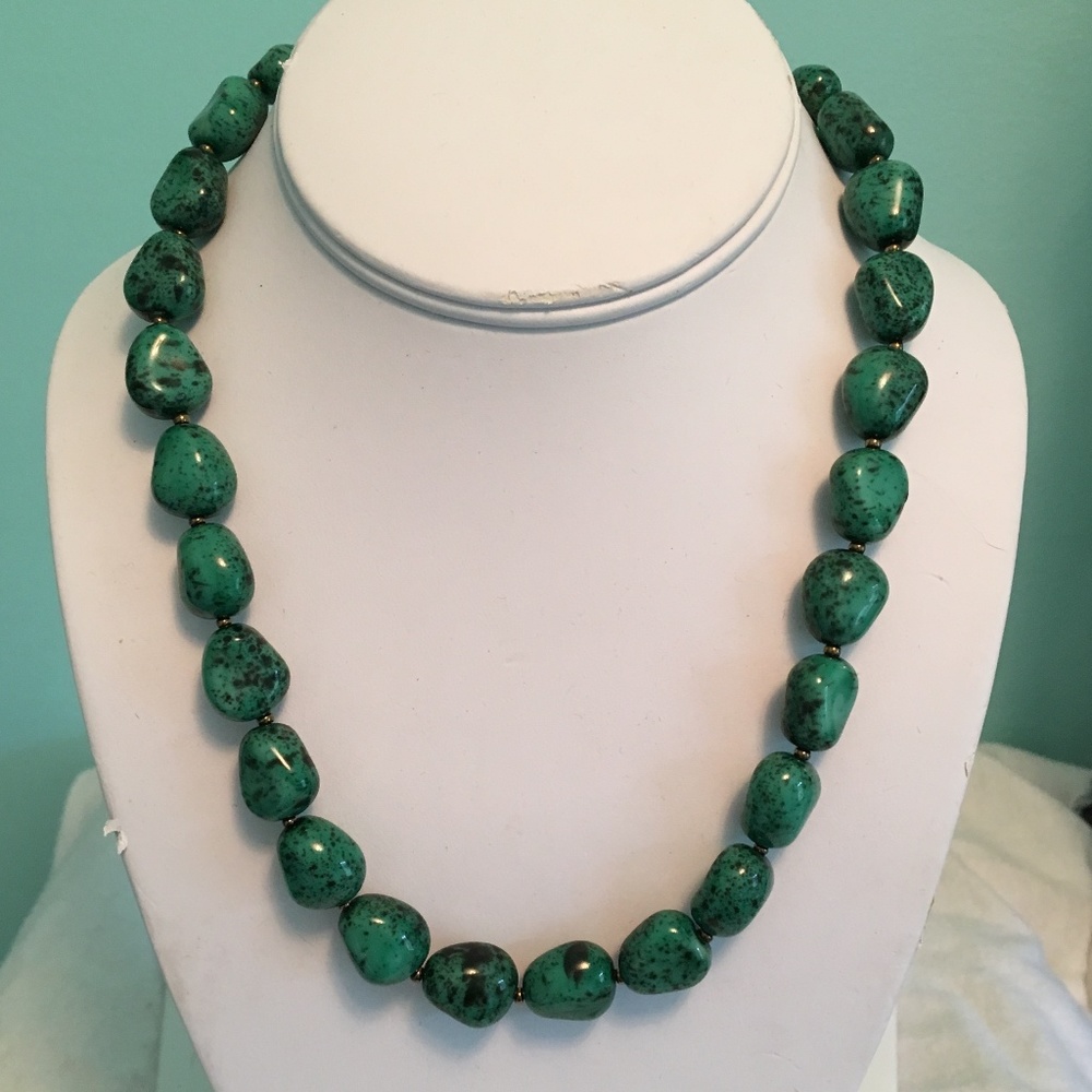 Faux Turquoise Glass Bead Necklace - Great Color!